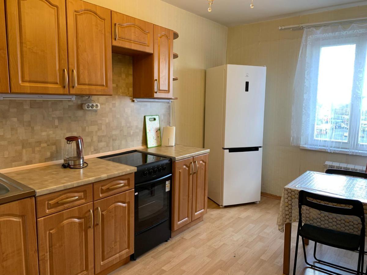 Apartment On Bukharestskaya 156 Санкт Петербург Екстериор снимка